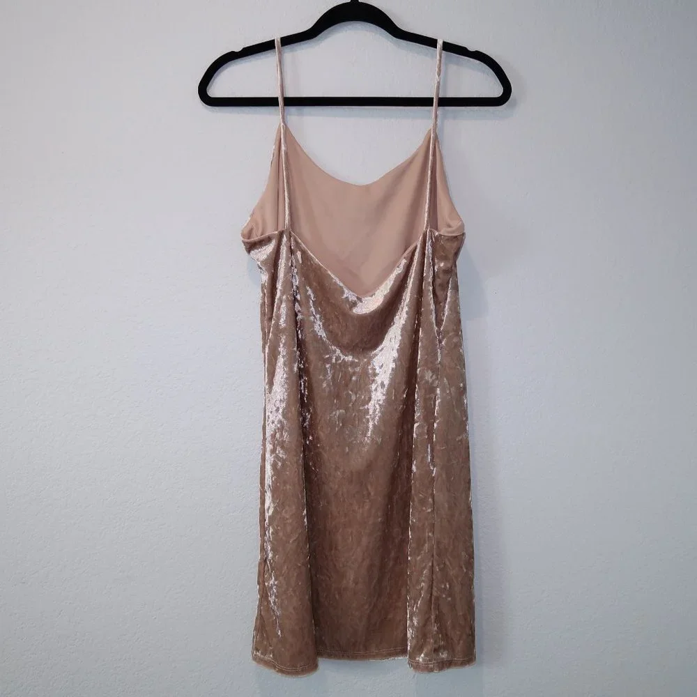 Love J Mini Dress Womens Crushed Velvet Champaign Sleeveless Spaghetti Straps L - Picture 6 of 15